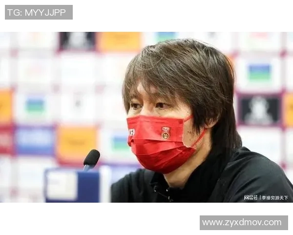 国内足球明星热议李铁的执教风格与战术理念分析